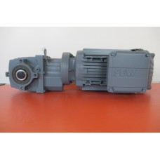 46 RPM 0,75 kW Asmaat 20 mm  IE3. UNUSED 